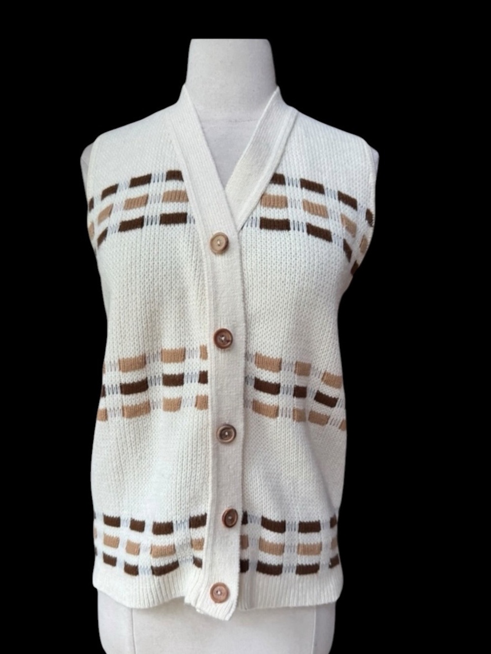 1970s Cotton Blend Wood Button Closure Sweater Vest